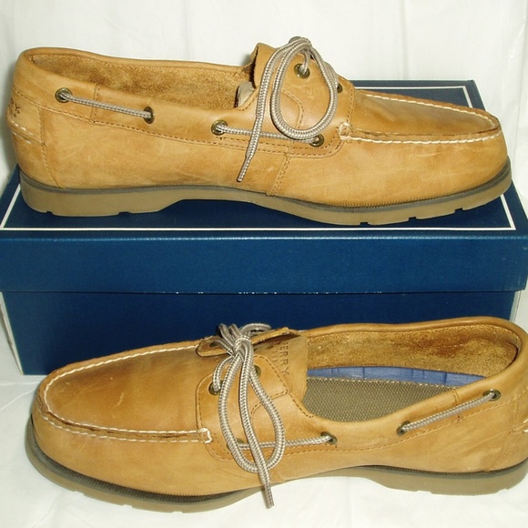 mens boat shoes size 12 wide
